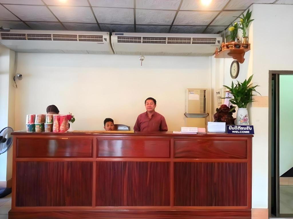 Souvanna 2 Hotel Vientiane Dış mekan fotoğraf